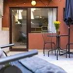 Peaceful Riverside With Private Garden Center Parking Διαμέρισμα Φιλιππούπολη