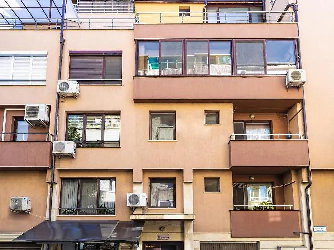 Peaceful Riverside With Private Garden Center Parking * Φιλιππούπολη